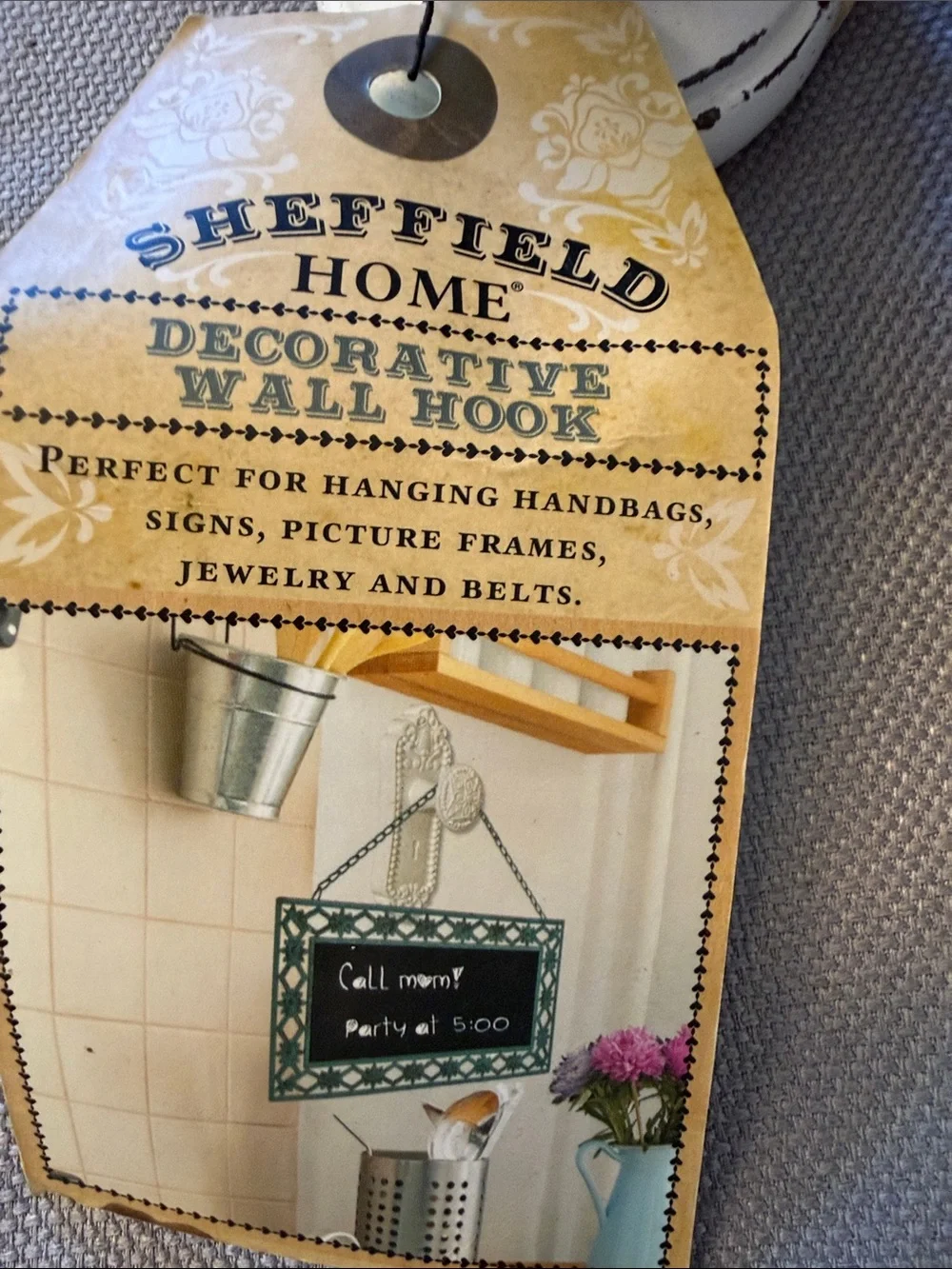 Sheffield Home Decorative Floral Wall Hooks in White and Black